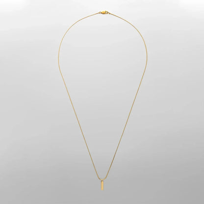 Collier chaîne carrée, pendentif minimaliste